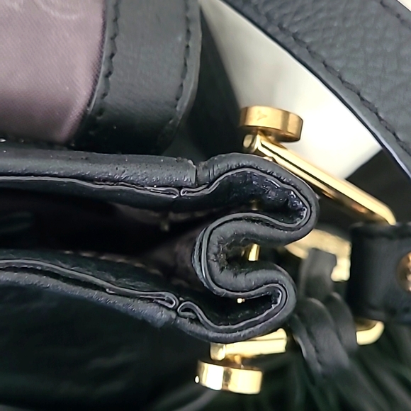 Vince Camuto Leather Shoulder bag with Gold Hardware - Picture 11 of 11